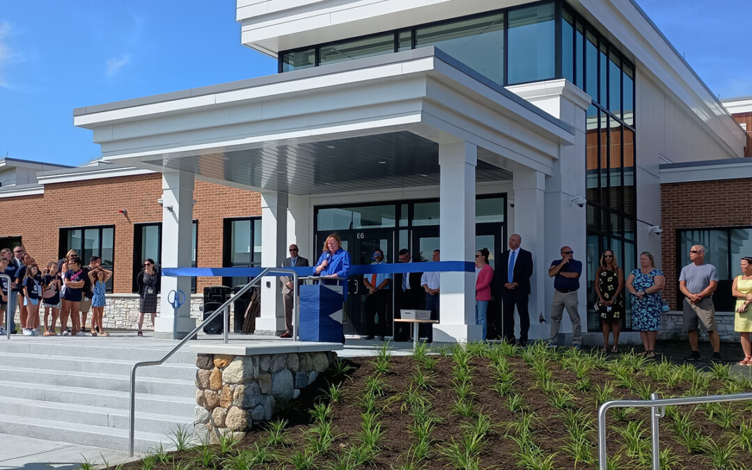 Somerset Middle School celebrates its grand opening